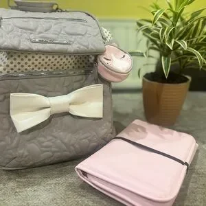 Betsey johnson diaper bag pink deals